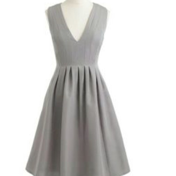 J. Crew Dresses & Skirts - J. Crew Sophie Classic Faile Gray Cocktail Dress
